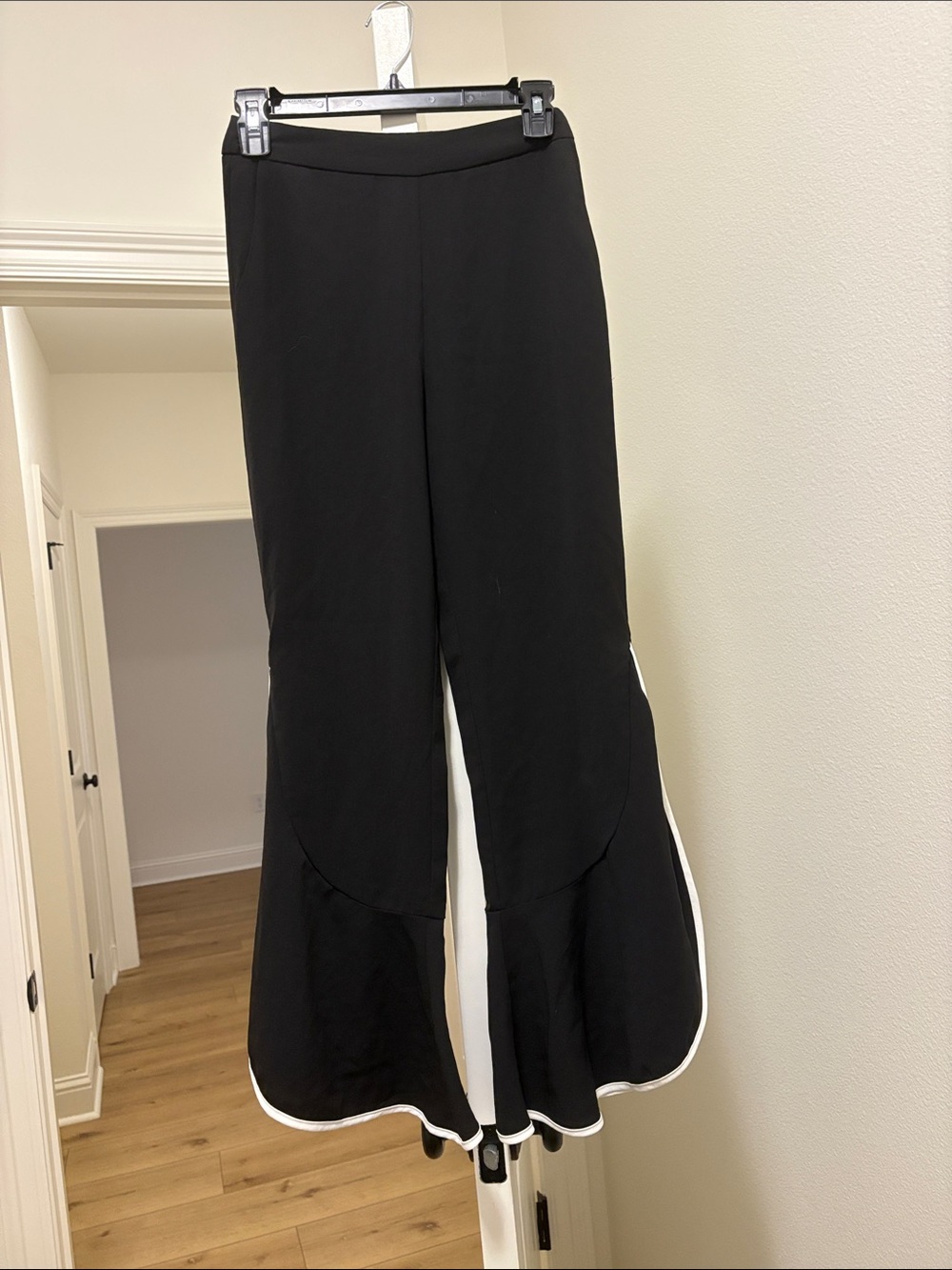 Do+ Be Cropped Flare Dress Pants
